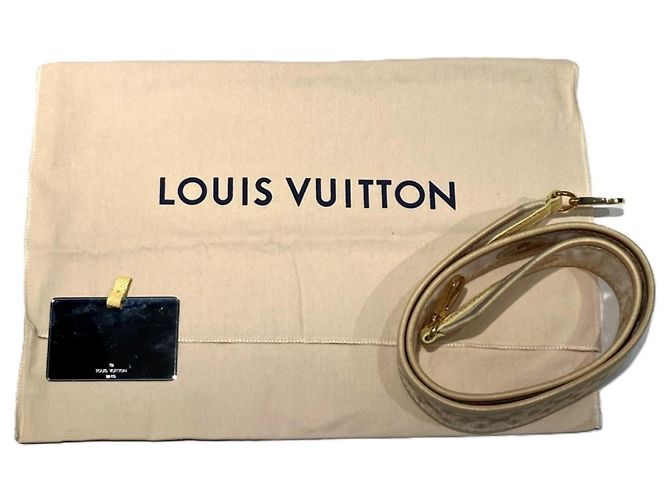 Bolsa Louis Vuitton Twist MM em couro Epi Amarelo - vista 5