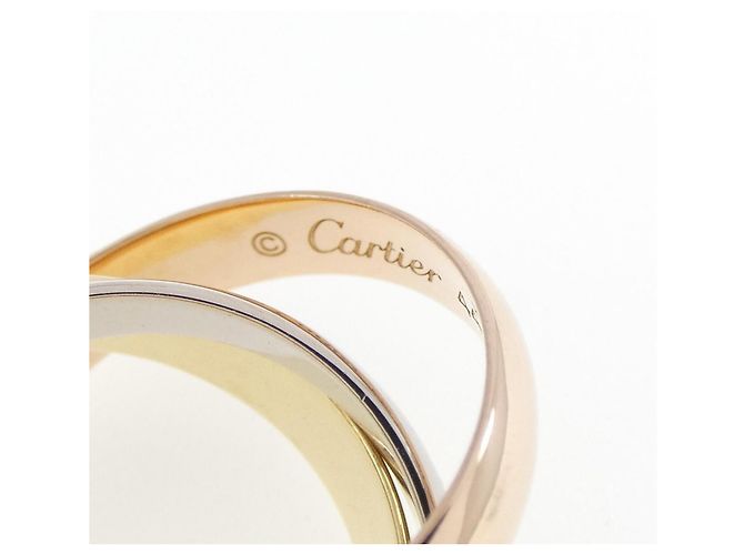 Anello Cartier Trinity in oro bianco oro giallo e oro rosa - vista 4