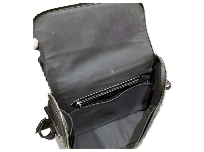 Borsa a tracolla Louis Vuitton Taima Nero Verde - vista 5