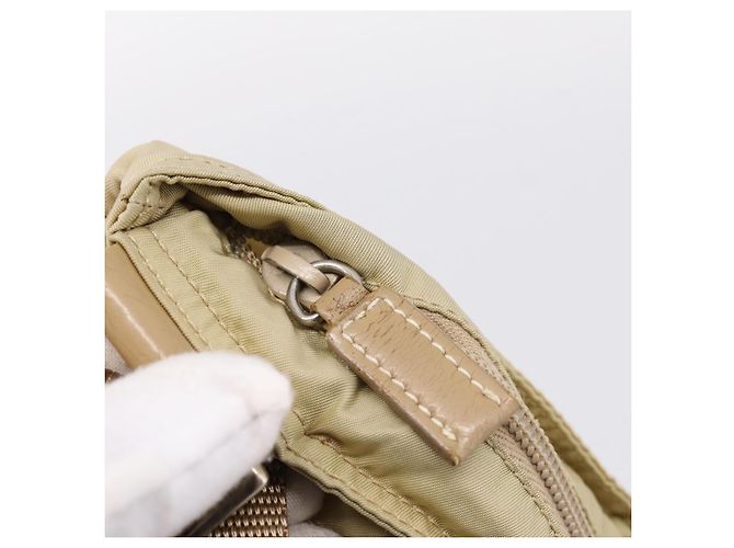 Bolsa de Ombro PRADA Nylon Beige Silver Auth ar14195 Prata Bege - vista 10