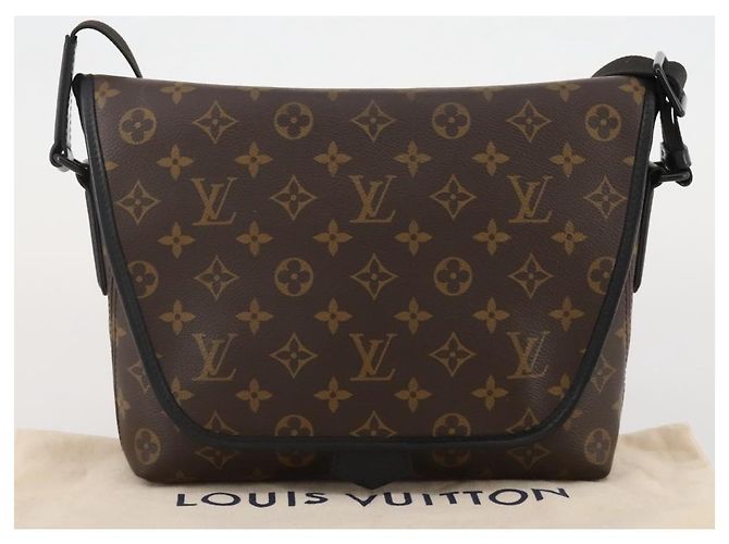 LOUIS VUITTON Monogram Macassar Magnetic Messenger Bag M45557 LV Auth 204827V Monogramma - vista 12