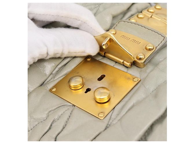 Borsa a mano arricciata Miu Miu in pelle 2way Grigio Oro Auth LN169 Marrone D'oro - vista 14