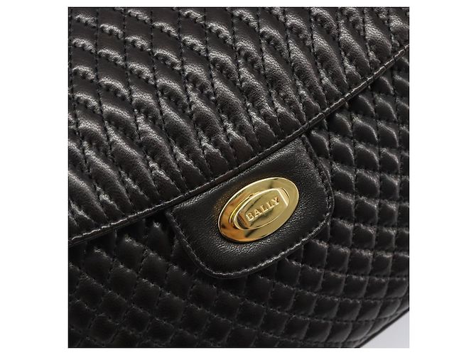 Bolsa de Ombro com Corrente BALLY em Couro Preto e Dourado Auth BA15535 - vista 14