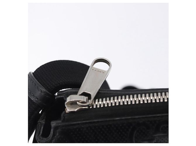 Borsa a tracolla GUCCI GG Emboss in pelle nera e argento 406410 Auth 200726 Nero - vista 20