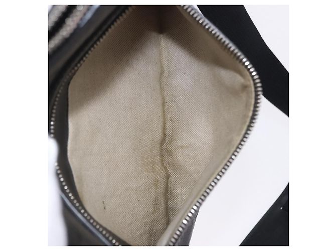 Borsa a tracolla GUCCI GG Emboss in pelle nera e argento 406410 Auth 200726 Nero - vista 27