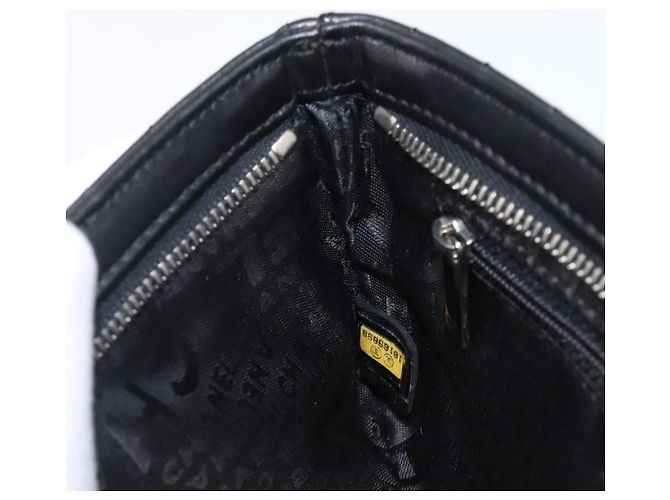 Borsa CHANEL Choco Bar linea COCO Mark Chain Bag in pelle nera e argento CC Auth 203211V Nero - vista 20