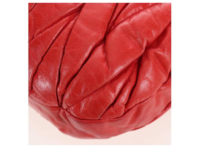 Borsa a mano Miu Miu in pelle 2way rossa tono oro Auth 167603V Rosso - vista 20