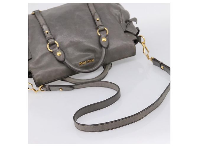 Borsa a mano Miu Miu in pelle 2way Grigio Oro Auth yk20941M Marrone D'oro - vista 10