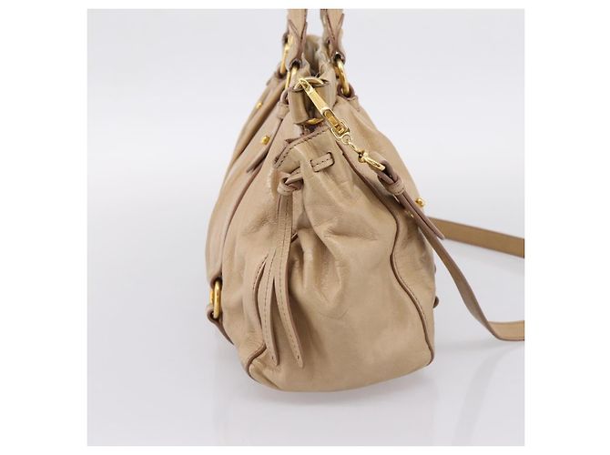 Borsa a mano Miu Miu in pelle 2way Beige Gold Auth am12661V D'oro - vista 3