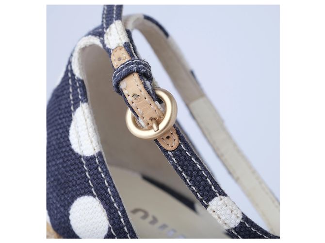Miu Miu Polka-Dot Canvas Espadrille Wedges - ’10s Bianco - vista 5