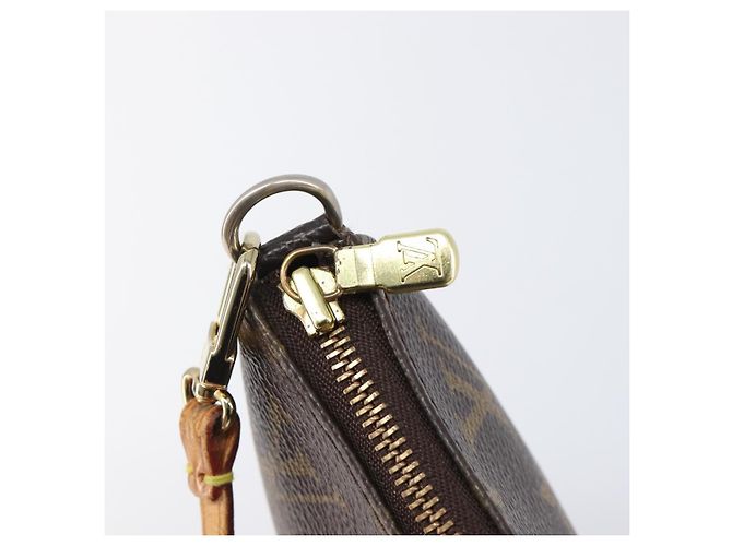LOUIS VUITTON Monogram Pochette Accessoires Pouch M51980 LV Auth 204168 Monograma - vista 21