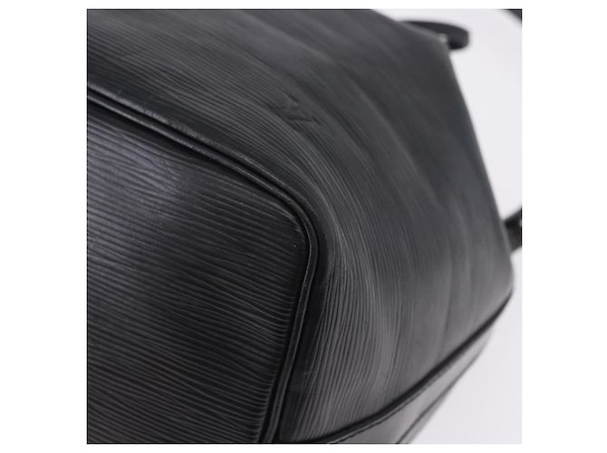 Borsa a tracolla LOUIS VUITTON Epi Petit Noe Nera M44102 LV Auth 205071A Nero - vista 17
