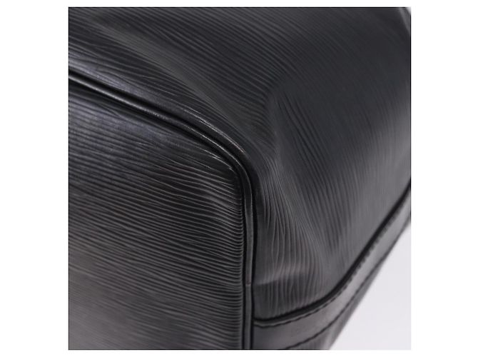 Borsa a tracolla LOUIS VUITTON Epi Petit Noe Nera M44102 LV Auth 205071A Nero - vista 19