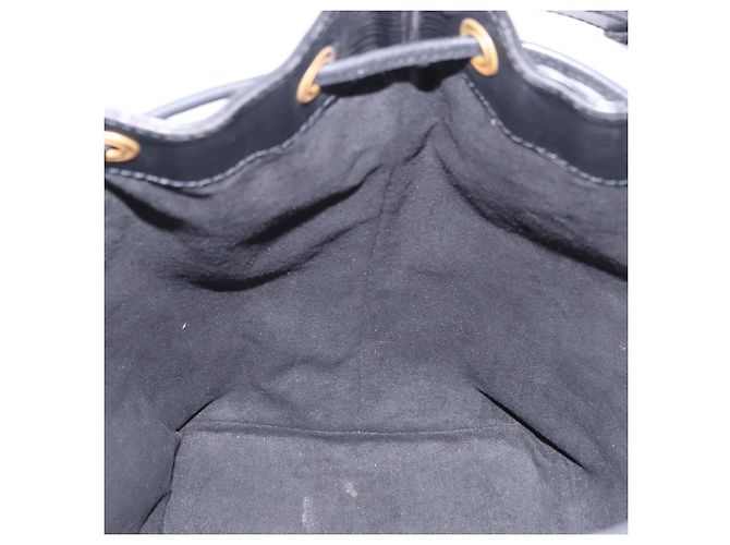 Borsa a tracolla LOUIS VUITTON Epi Petit Noe Nera M44102 LV Auth 205071A Nero - vista 22