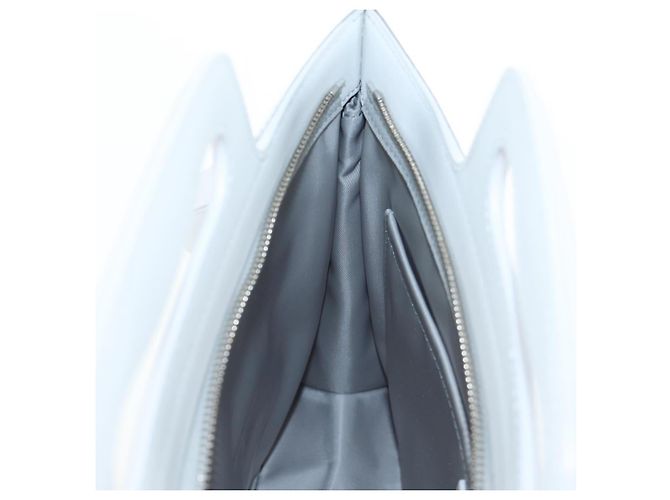 LOUIS VUITTON Freezer Bags Soft Trunk Pelle verniciata M23123 LV Auth 203200SAM Argento - vista 30