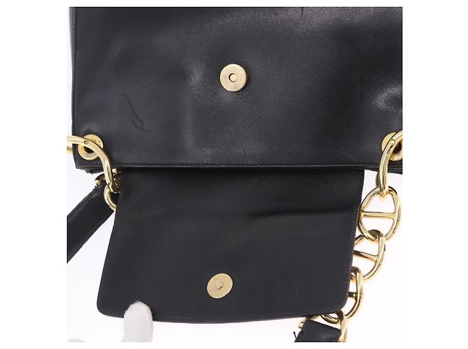 Bolsa de Ombro com Corrente PRADA em Couro Preto e Ouro Auth am12576V Dourado - vista 10