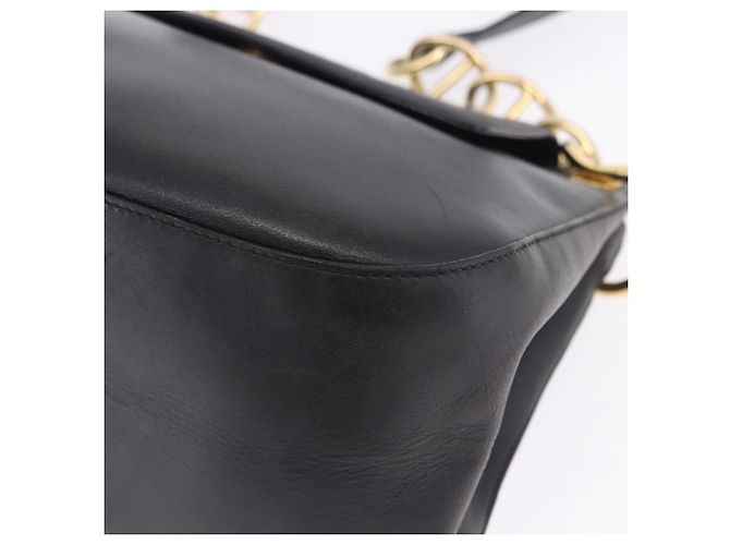 Bolsa de Ombro com Corrente PRADA em Couro Preto e Ouro Auth am12576V Dourado - vista 19