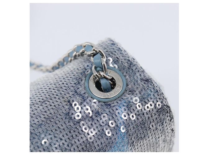 Borsa a tracolla Mini Matelassé con catena CHANEL in paillettes Blu Argento CC Auth yk20926M - vista 17