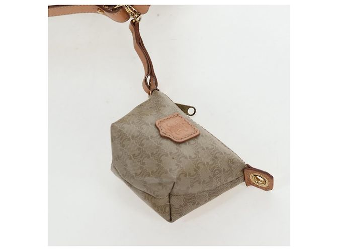 Céline Borsa a mano CELINE Macadam Canvas PVC Beige Gold Auth 201135V D'oro - vista 10