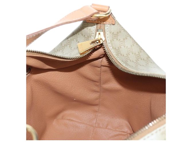 Céline Borsa a mano CELINE Macadam Canvas PVC Beige Gold Auth 201135V D'oro - vista 25