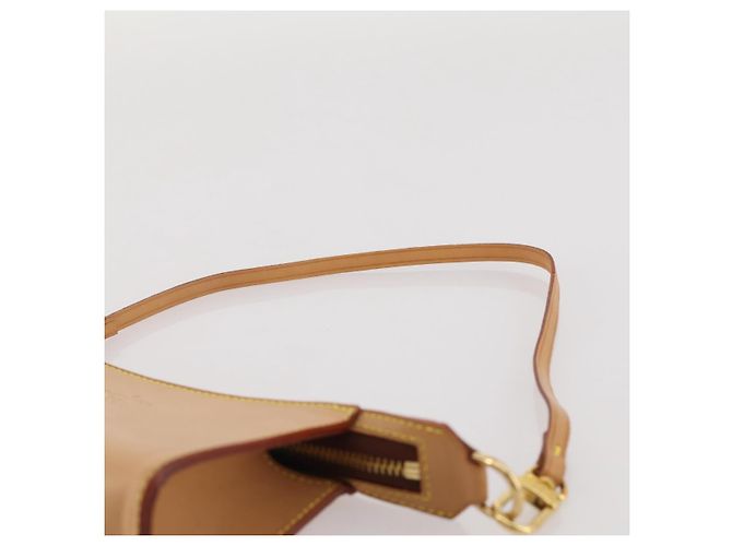 LOUIS VUITTON Nomad Cabas Cruise Pouch Beige LV Auth 205813A Bege - vista 14