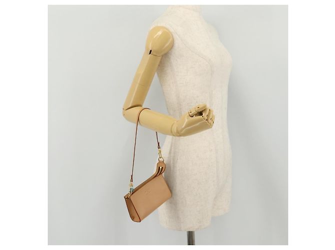 LOUIS VUITTON Nomad Cabas Cruise Pouch Beige LV Auth 205813A Bege - vista 21