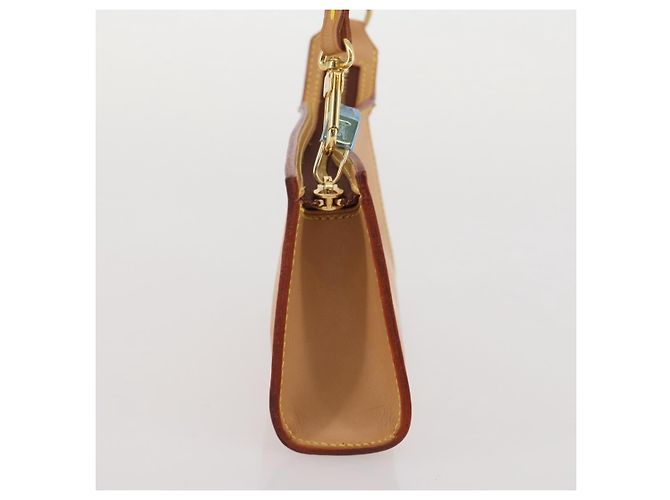 LOUIS VUITTON Nomad Cabas Cruise Pouch Beige LV Auth 205813A Bege - vista 5