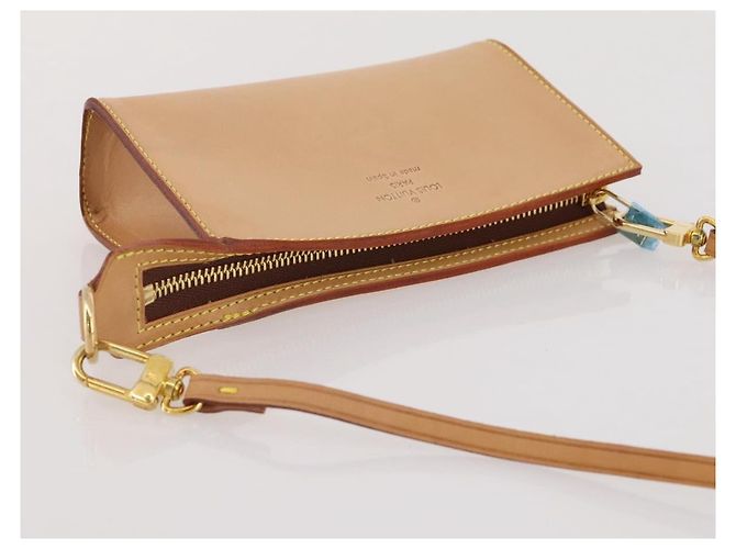 LOUIS VUITTON Nomad Cabas Cruise Pouch Beige LV Auth 205813A Bege - vista 7