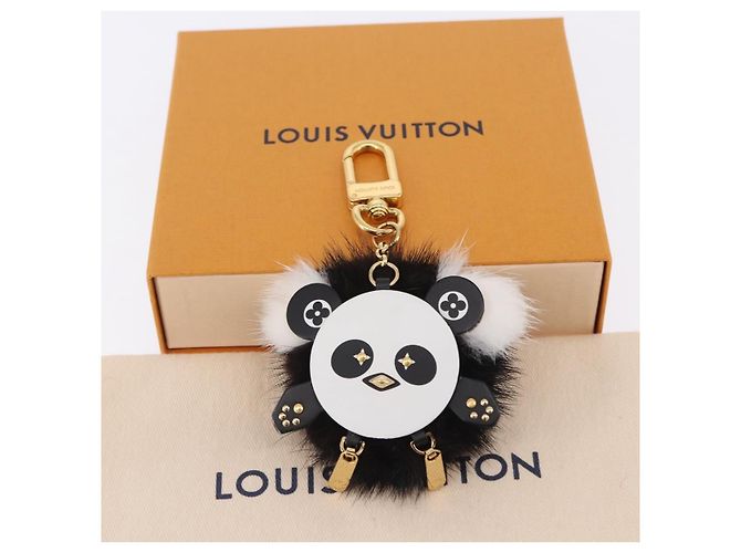 LOUIS VUITTON Porte Cles Wide Panda Bag Charm Fur Black M63094 LV Auth 204063M Nero Bianco - vista 12