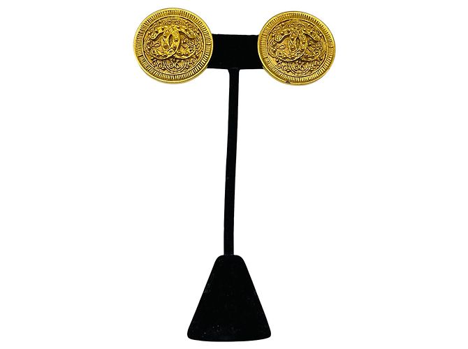 Orecchini a clip Chanel Vintage 1994 Gold CC Logo D'oro - vista 7