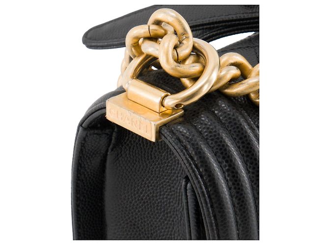 CHANEL - Borsa a tracolla mini Chanel Boy in pelle caviar nera Nero - vista 5