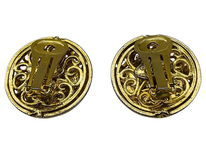 Orecchini a clip Chanel Vintage Gold Enameled CC Logo D'oro - vista 3