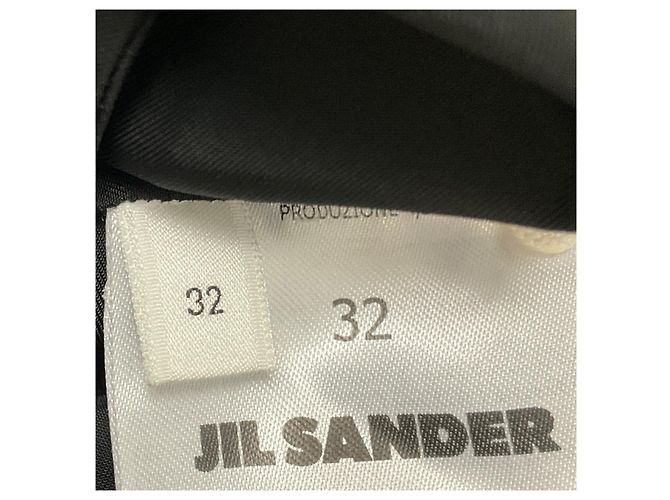 Jil Sander schwarze Bluse mit Rüschen und Knopfleiste - Ansicht 5