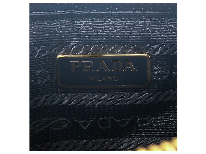 Re-Edition Prada Impuntu Re Nylon Re Edition 1995 Handtasche mit Kette Blau - Ansicht 5