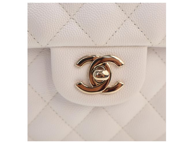 Weiße Chanel CC gesteppte Caviar Flap Clutch - Ansicht 11