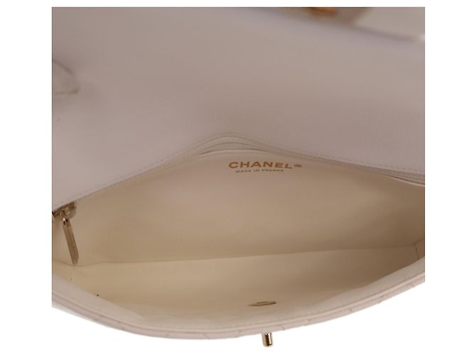 Weiße Chanel CC gesteppte Caviar Flap Clutch - Ansicht 8