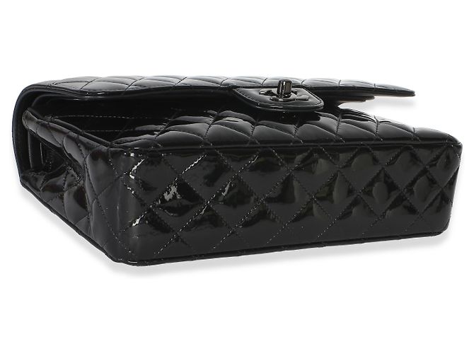 Gabrielle Borsa Chanel So Black Quilted Patent Medium Classic Double Flap Bag Nero - vista 6
