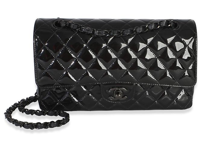 Gabrielle Borsa Chanel So Black Quilted Patent Medium Classic Double Flap Bag Nero - vista 8