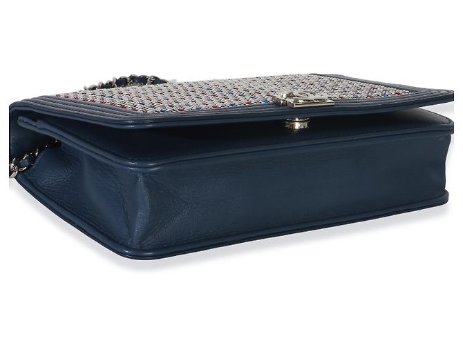 Chanel Paris Cuba Blue Multicolor Lambskin Strass Boy Wallet On Chain - vista 7