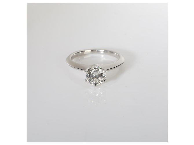 Tiffany & Co. Verlobungsring mit rundem Brillanten 0.9 ct - Ansicht 6