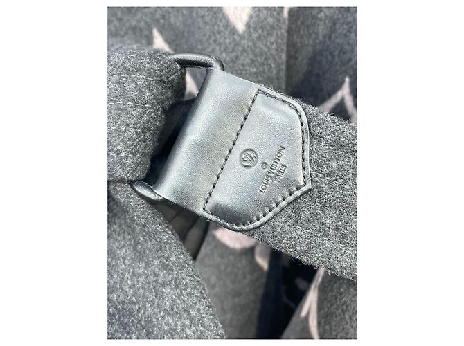 Louis Vuitton Monogramm Wollmantel Grau Mehrfarben - Ansicht 3