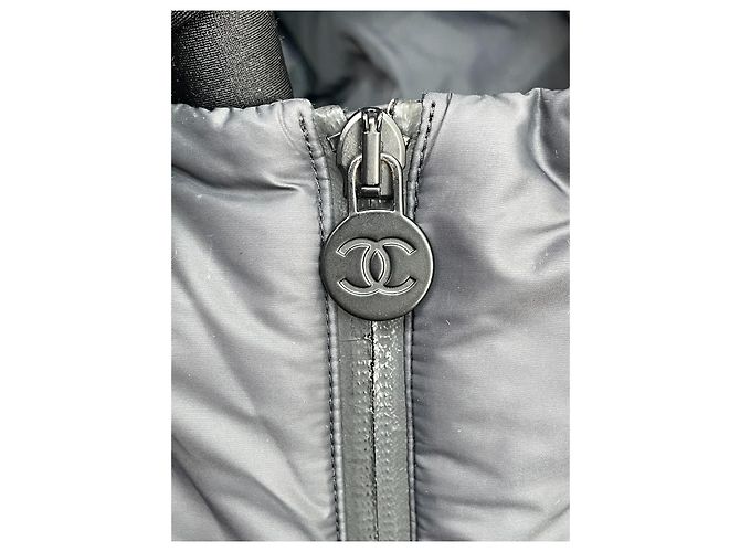 Chanel Black Down Jacket with Removable Hood Multiple colors - view 5