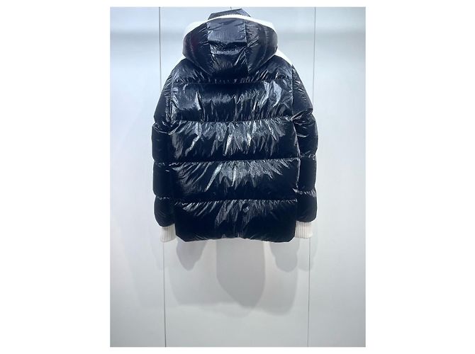 Chanel 25N Down Jacket Black and White Multiple colors - view 2
