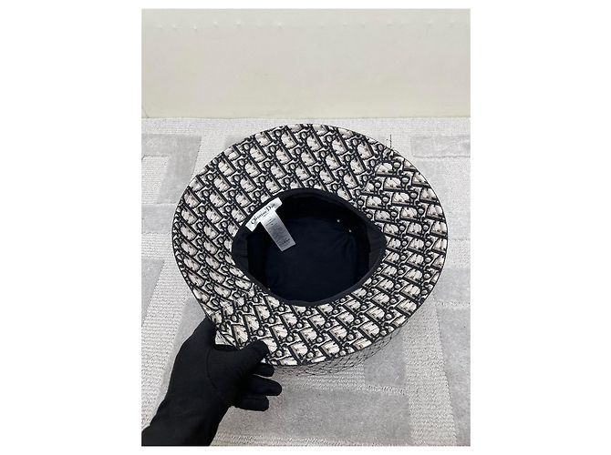 Autre Marque Cappello Bucket Dior in Pelle Nera con Rete Multicolore - vista 5