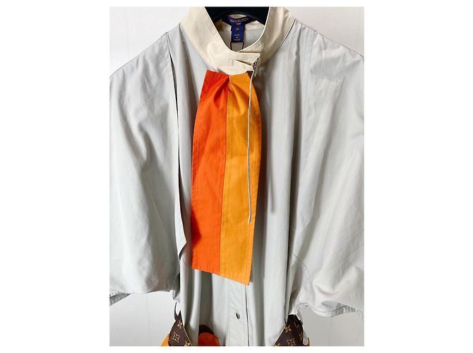 Trench Coats Louis Vuitton Multicolor - vista 5