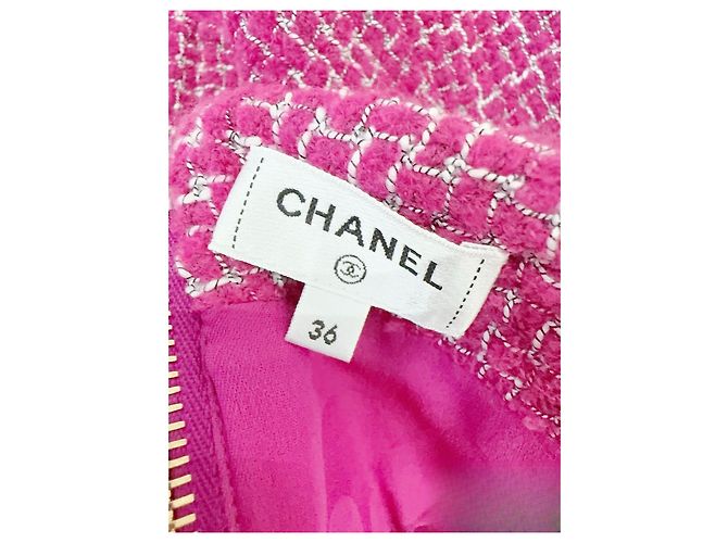 Top Bandeau Chanel 22B de Tweed Multicolor - vista 4