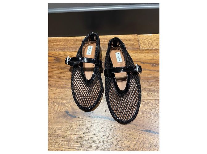Alaïa Bailarinas de malla negra con tiras de cuero charol Negro - vista 9
