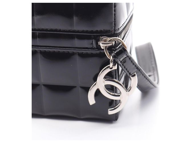 Borsa a mano pouch Chanel Chocolate Bar Cube Nero - vista 6