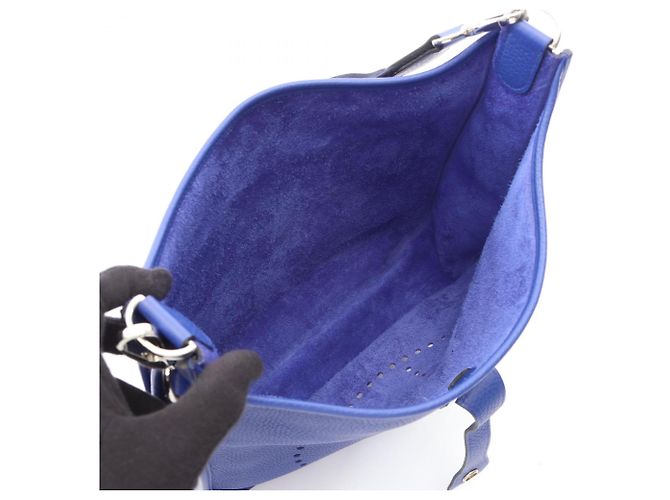 Hermès Hermes Evelyne 3 Trois GM Blue Electric Shoulder Bag - vista 3