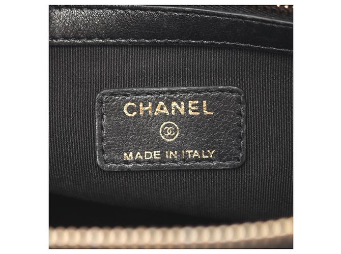 Borsa a tracolla Chanel Matelassé in pelle d'agnello nera Nero - vista 4